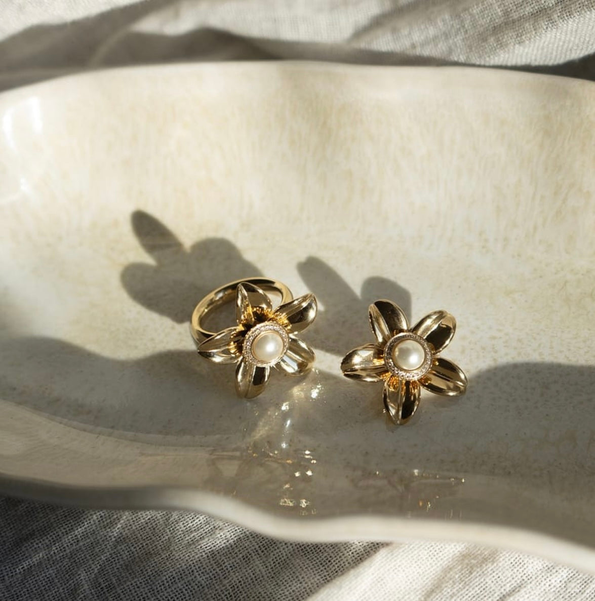 Pescia Ring in Gold